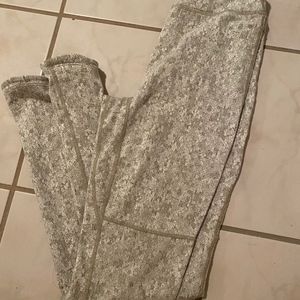 Gymshark Fleur Texture Legging in GREEN 💚